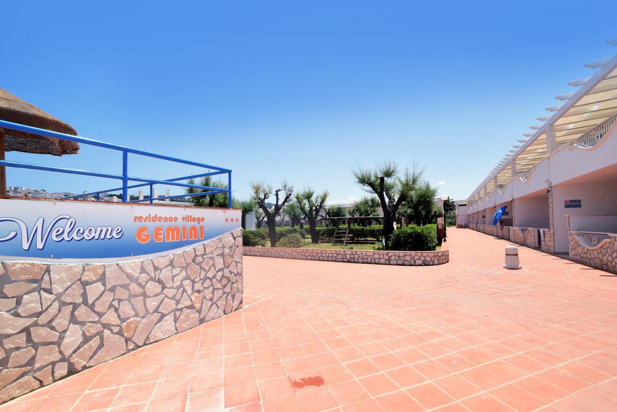 Gemini Luxury Rooms Peschici Kültér fotó